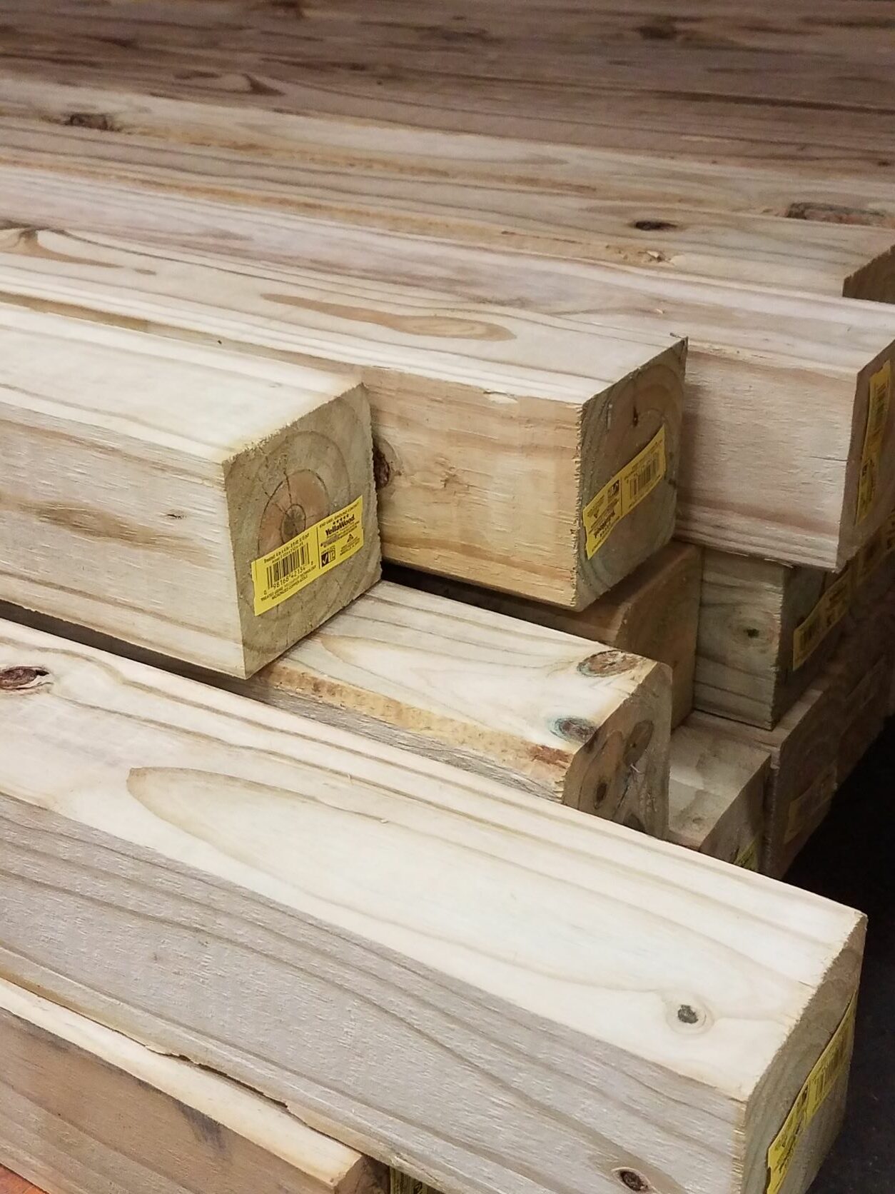 A stack of Douglas Fir 4x4 lumber. 4x4 weight for these posts is a little under 3 pounds per foot.